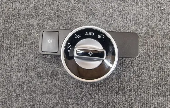 Mercedes-Benz GLS X166 Light switch