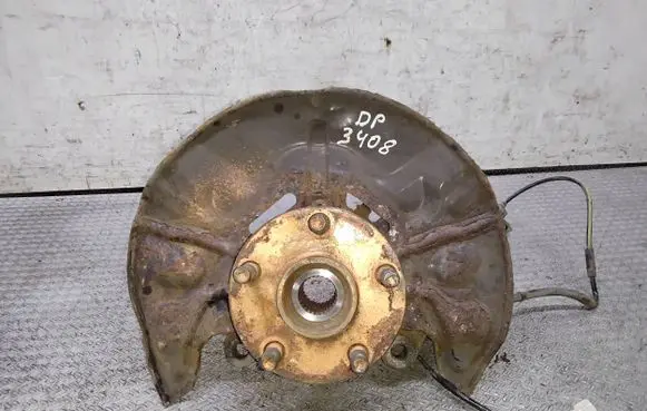 Toyota Avensis T250 Front wheel hub spindle knuckle