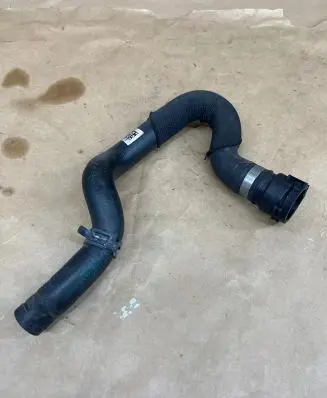 BMW 4 F36 Gran coupe Engine coolant pipe/hose 9364537