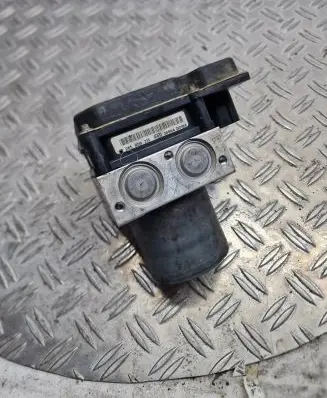 BMW 5 E60 E61 ABS Pump 6766300