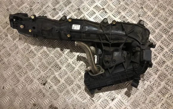 BMW 5 GT F07 Intake manifold 7800088
