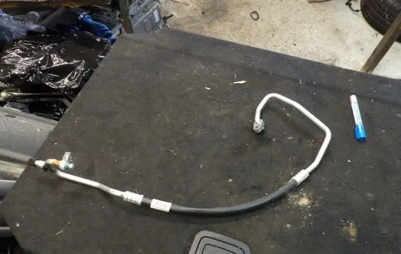 KIA Ceed Air conditioning (A/C) pipe/hose 97762J7500