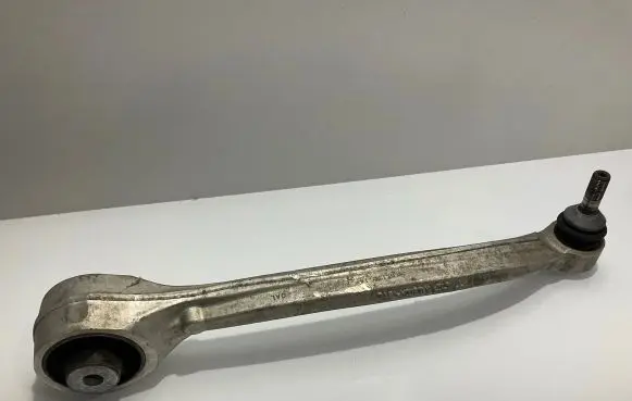 Tesla Model S Front control arm P104157000B S100220001284 S190220001284