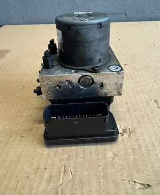 Hyundai i40 ABS Pump 589203Z910 LG0D7B0086FU