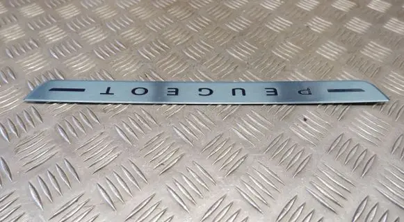 Peugeot 208 Front sill trim cover 9828373080