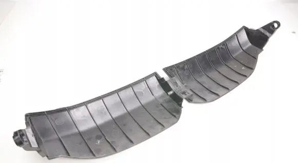 BMW 1 F40 Intercooler air guide/duct channel