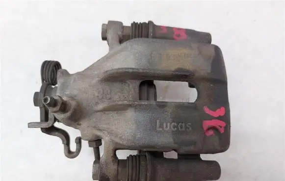 Rear brake caliper