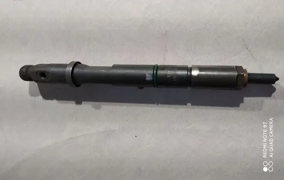 Audi A6 S6 C5 4B Fuel injector 059130201