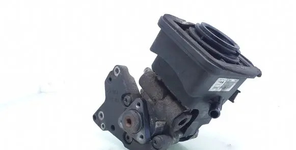 BMW X3 E83 Power steering pump 7692974536 32412247556 2247556
