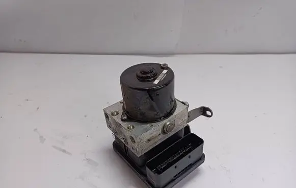 BMW 3 E90 E91 ABS Pump 6784764 10096008393 000404014D2