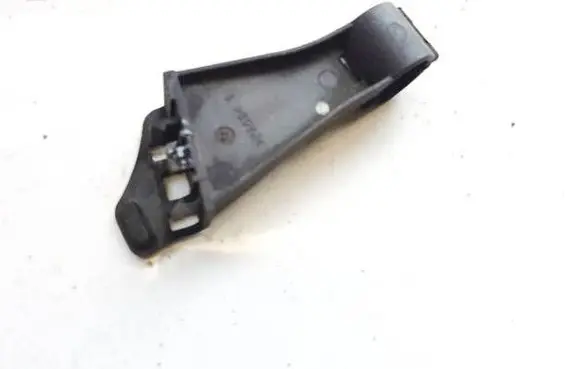 Volkswagen PASSAT B7 Other exterior part 1K0133687 1K0133687B