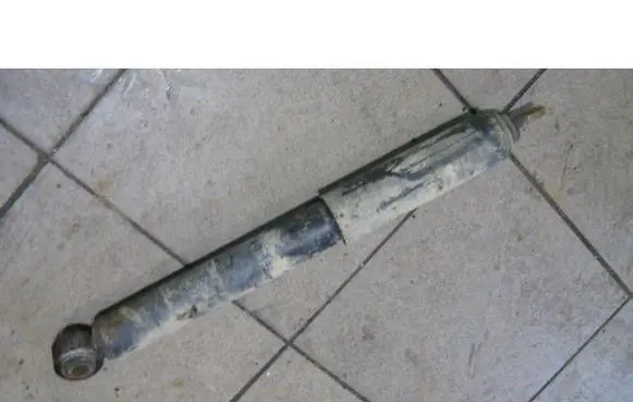 Mitsubishi Pajero Sport I Rear shock absorber/damper MD48976