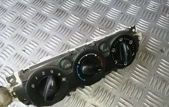 Ford Focus Climate control unit 3M5T19980AD 69607320