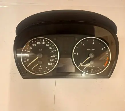 BMW 1 E81 E87 Speedometer (instrument cluster) 9110205 14369510 641020780