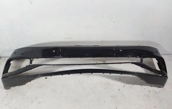 Volkswagen PASSAT B8 Front bumper 3G0807221E
