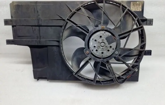 Mercedes-Benz A W168 Electric radiator cooling fan A1685050155