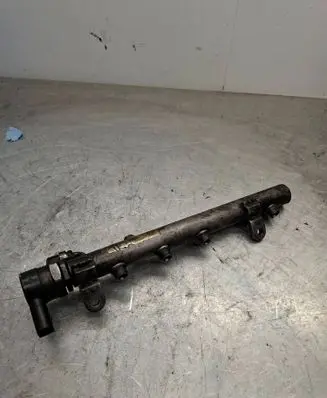 Fuel main line pipe