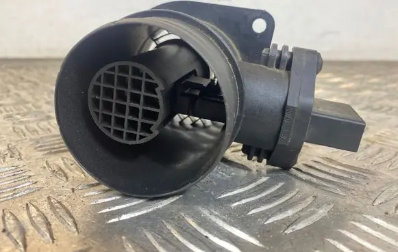 Volkswagen Caddy Mass air flow meter 038906461B 0281002531