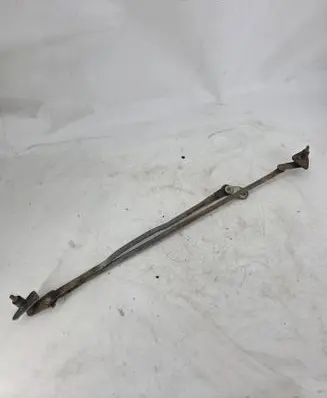 Mitsubishi Pajero Front wiper linkage