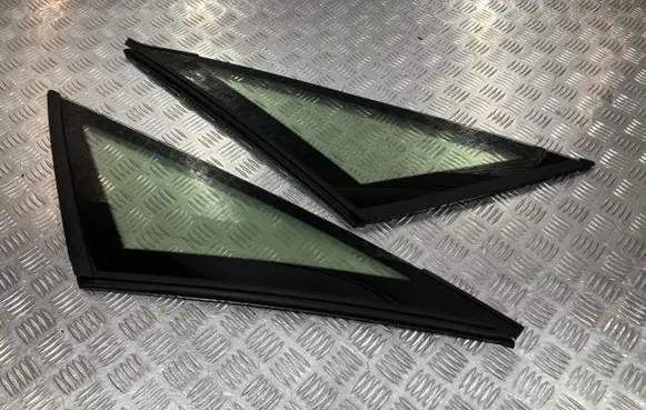 Honda Jazz IV GR Crosstar Front triangle window/glass DG11380