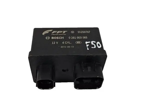 Fiat 500 Glow plug pre-heat relay 55250747