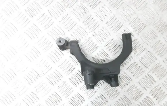 Volkswagen Golf VII EGR valve cooler bracket 04L425