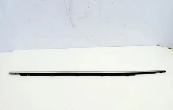 Hyundai Santa Fe Front door glass trim molding 