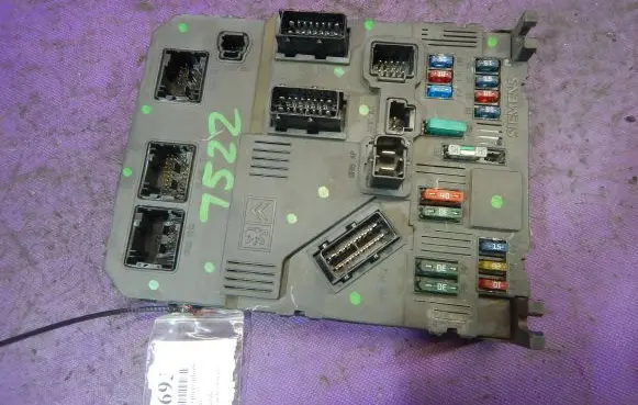 Peugeot 206 Fuse box set