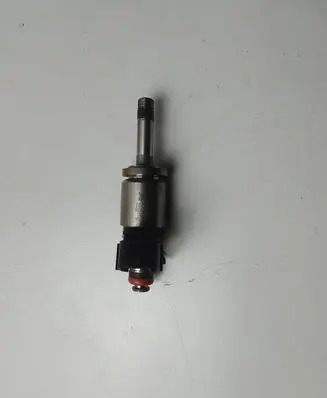 Nissan Note (E12) Fuel injector 3HD0A0030