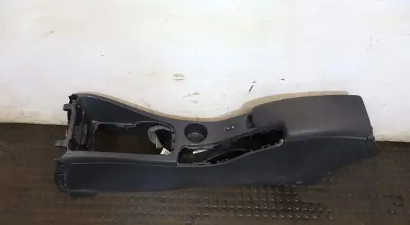 Renault Fluence Center console