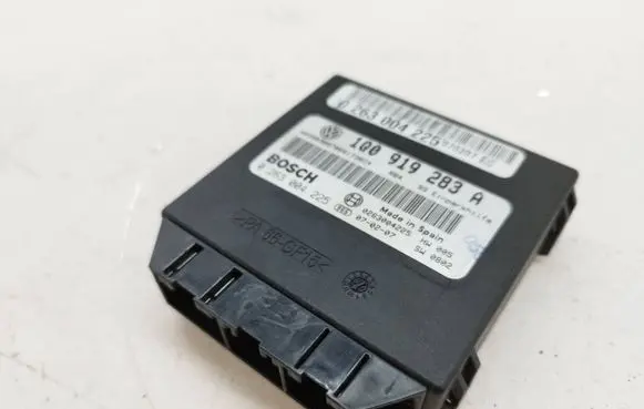 Volkswagen Eos Parking PDC control unit/module 1Q0919283A 0263004225