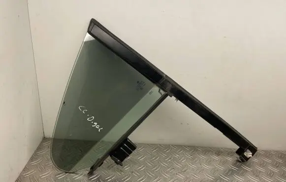 Volkswagen PASSAT CC Rear vent window glass 3C8845216