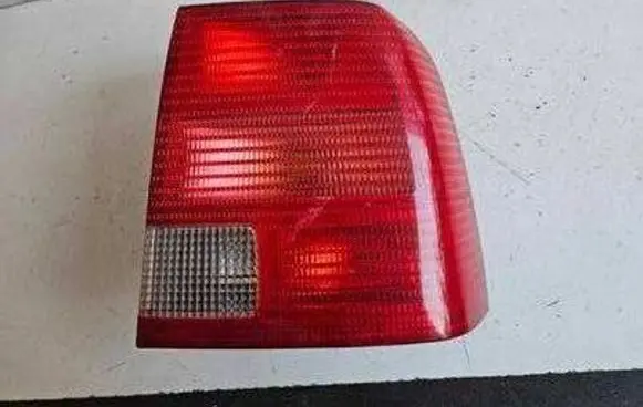 Volkswagen PASSAT B5 Rear/tail lights 3B5945096F 3B5945257