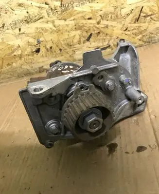 Citroen DS3 Fuel injection high pressure pump 9684778280