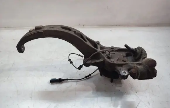 Jaguar XF X250 Front wheel hub