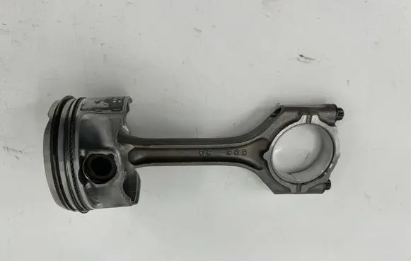 Suzuki Vitara (LY) Piston with connecting rod 