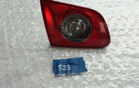 Volkswagen PASSAT B6 Rear fog light 27449002