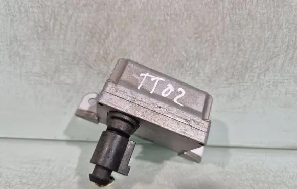 Audi TT Mk1 ESP acceleration yaw rate sensor 7E0907652A 448801001021