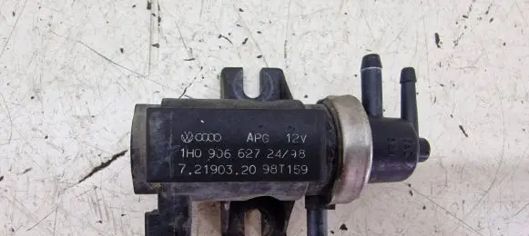 Volkswagen Golf IV Turbo solenoid valve 1H0906627