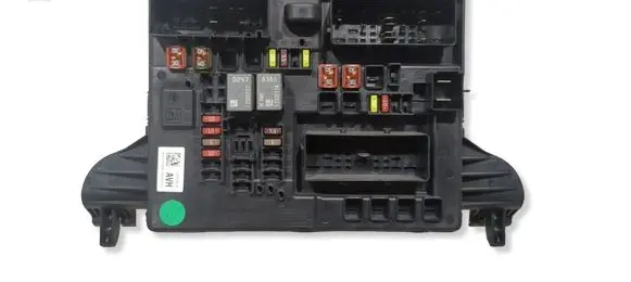 Opel Insignia A Fuse module 22737766 01123617112