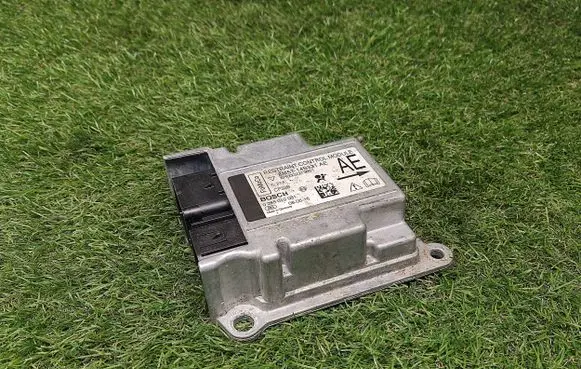 Ford C-MAX I Airbag control unit/module 8M5T14B321AE 0285010031