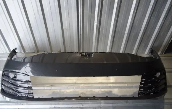 Volkswagen Golf VIII Front bumper 5H0807221J