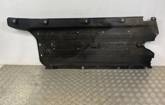 Hyundai Santa Fe Center/middle under tray cover 84217S1000
