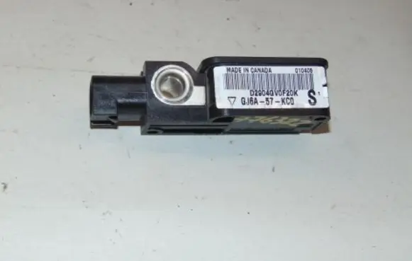 Mazda 6 Airbag deployment crash/impact sensor GJ6A57KC0