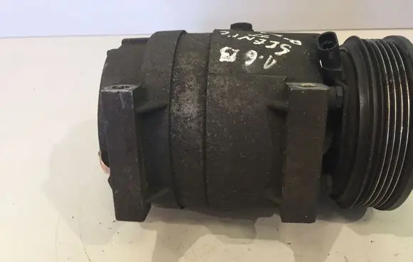 Renault Scenic I Air conditioning (A/C) compressor (pump) 1135309 7700105765