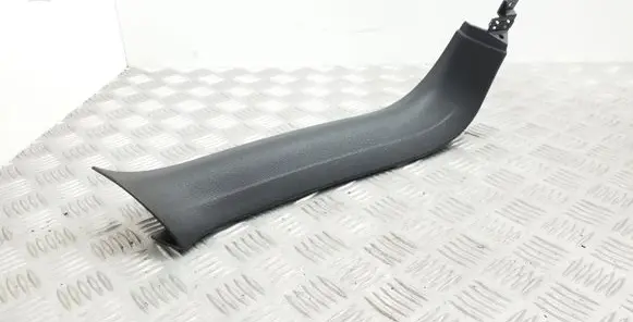 Audi Q7 4L Tailgate/trunk side cover trim 4L0867607
