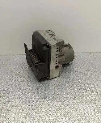 Audi A4 S4 B5 8D ABS Pump 0265218011 0040030