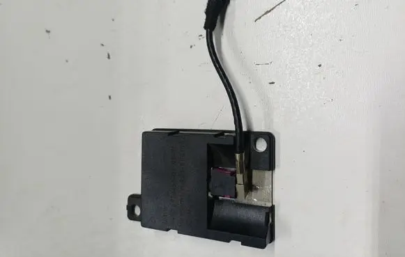 BMW 3 E90 E91 Bluetooth antenna 6928461 921800002