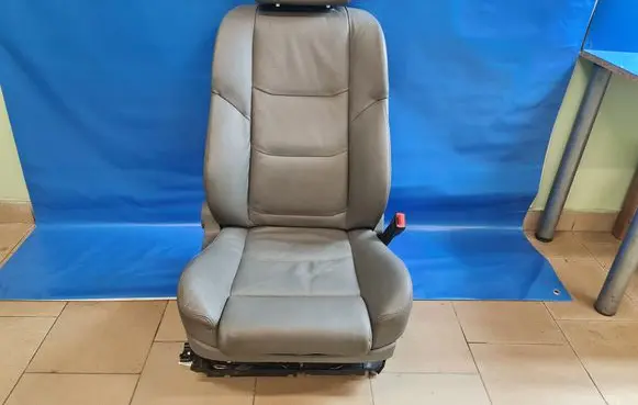 Front passenger seat