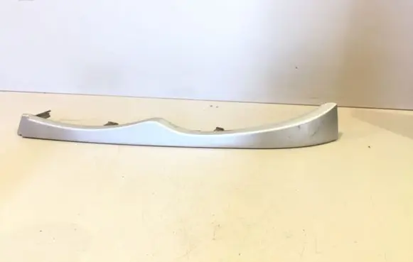 BMW 3 E46 Under headlight/headlamp trim 339102
